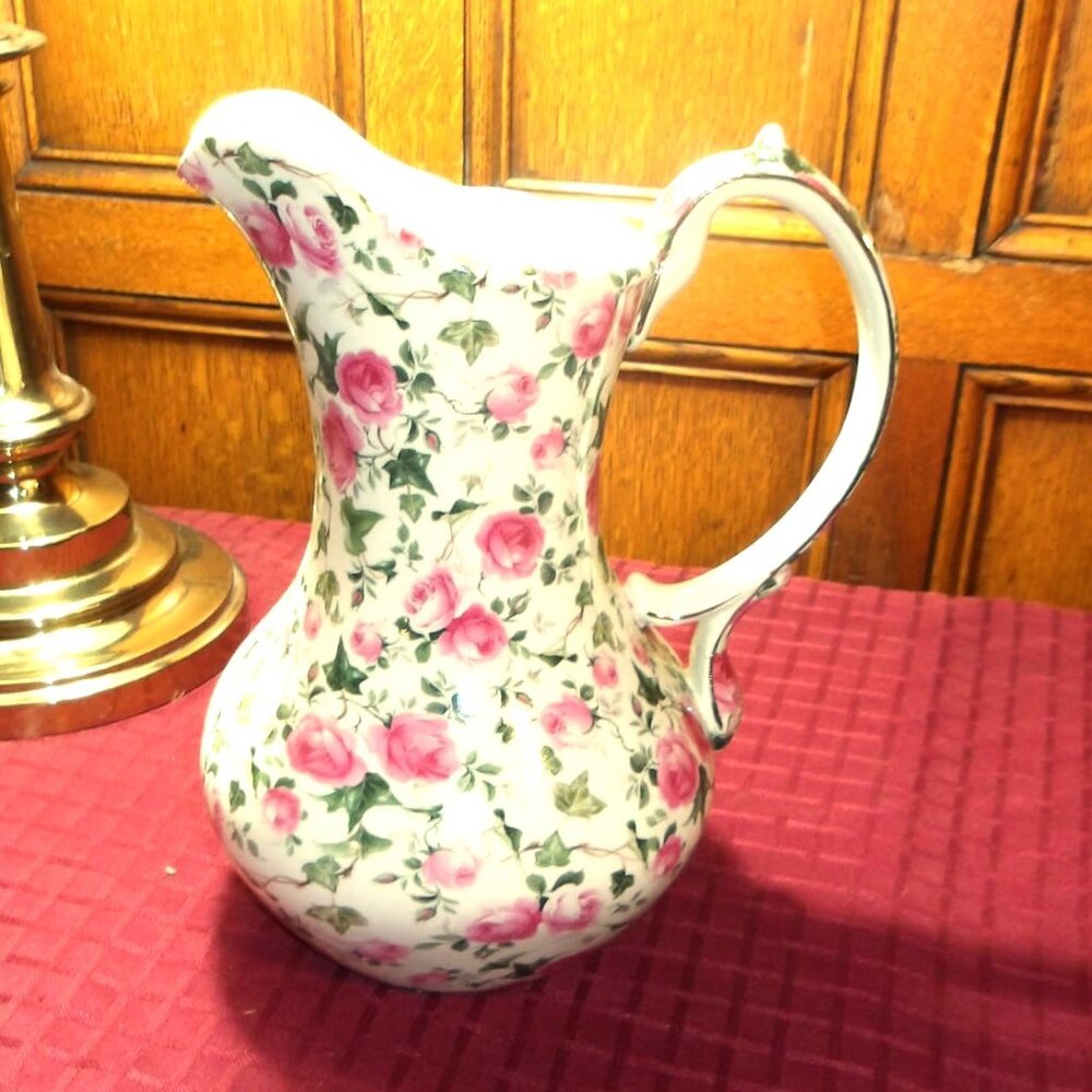 *** MADISON & MAX *** PITCHER ~ Pristine ~ NEW Still in Original Box